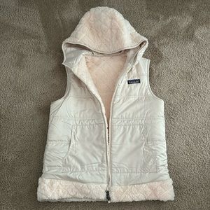 Patagonia Reversible hooded vest